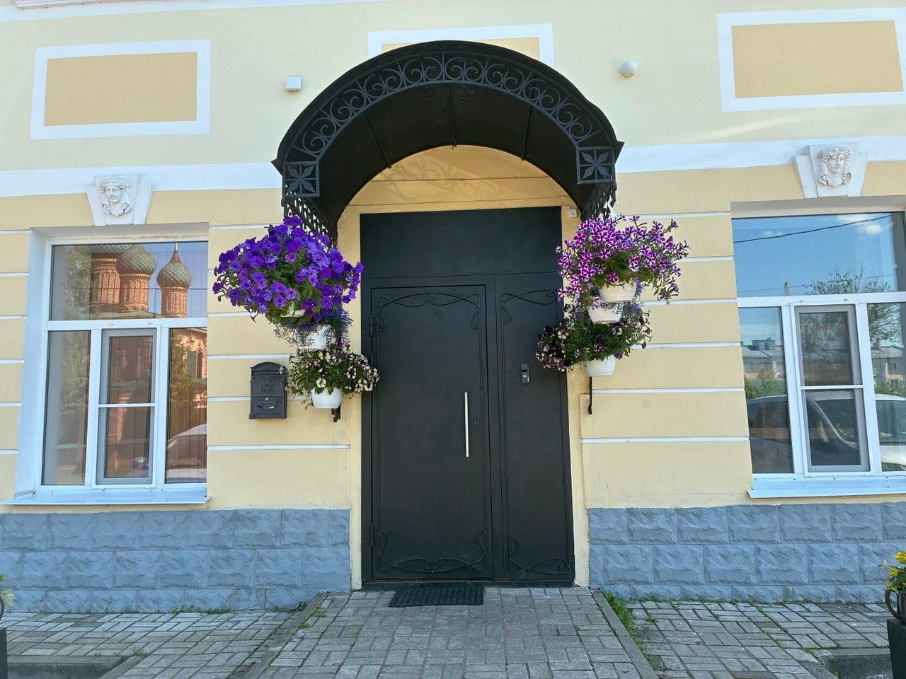 Фото отеля 2