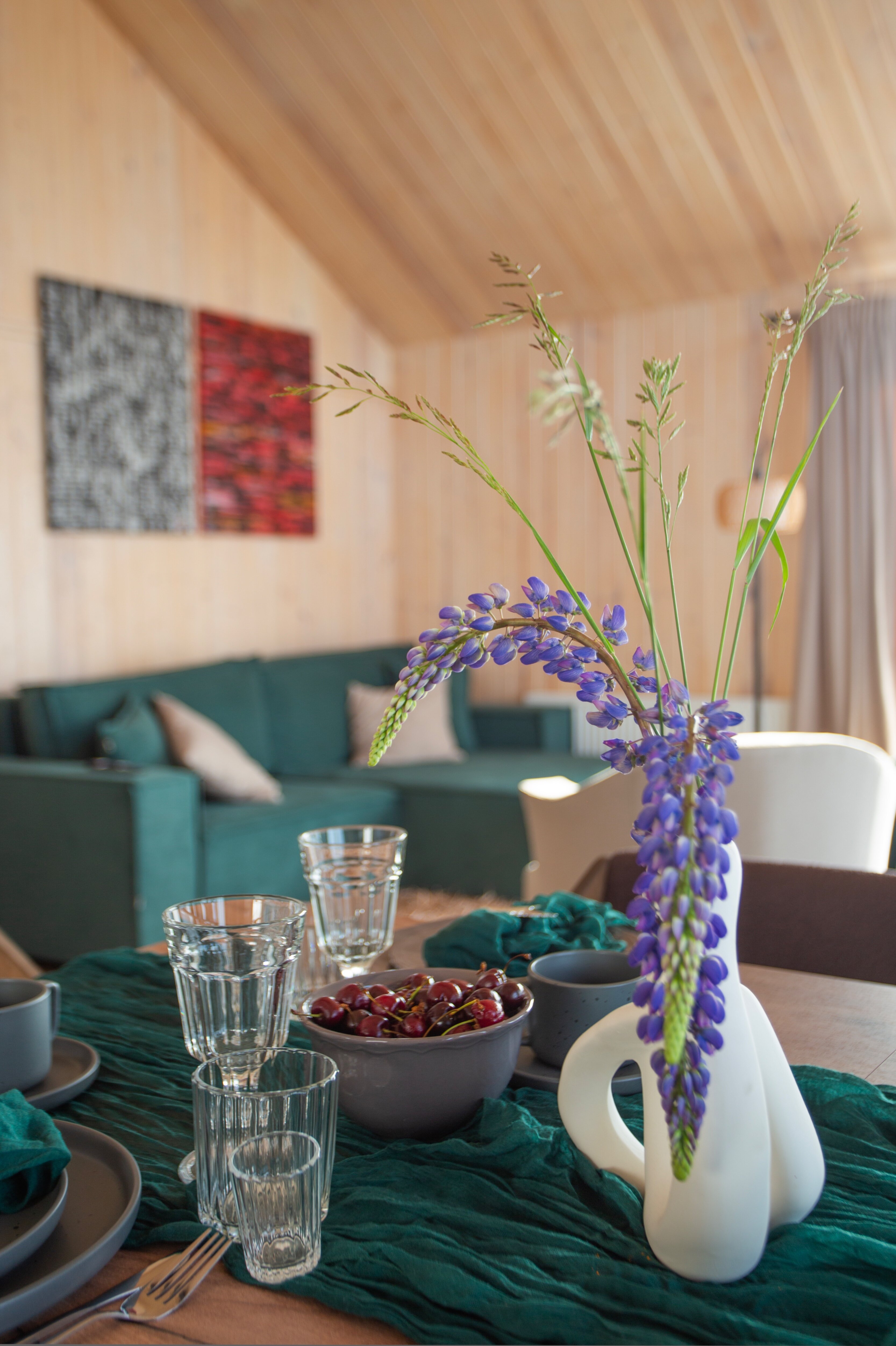 Фото Барнхауз у озера