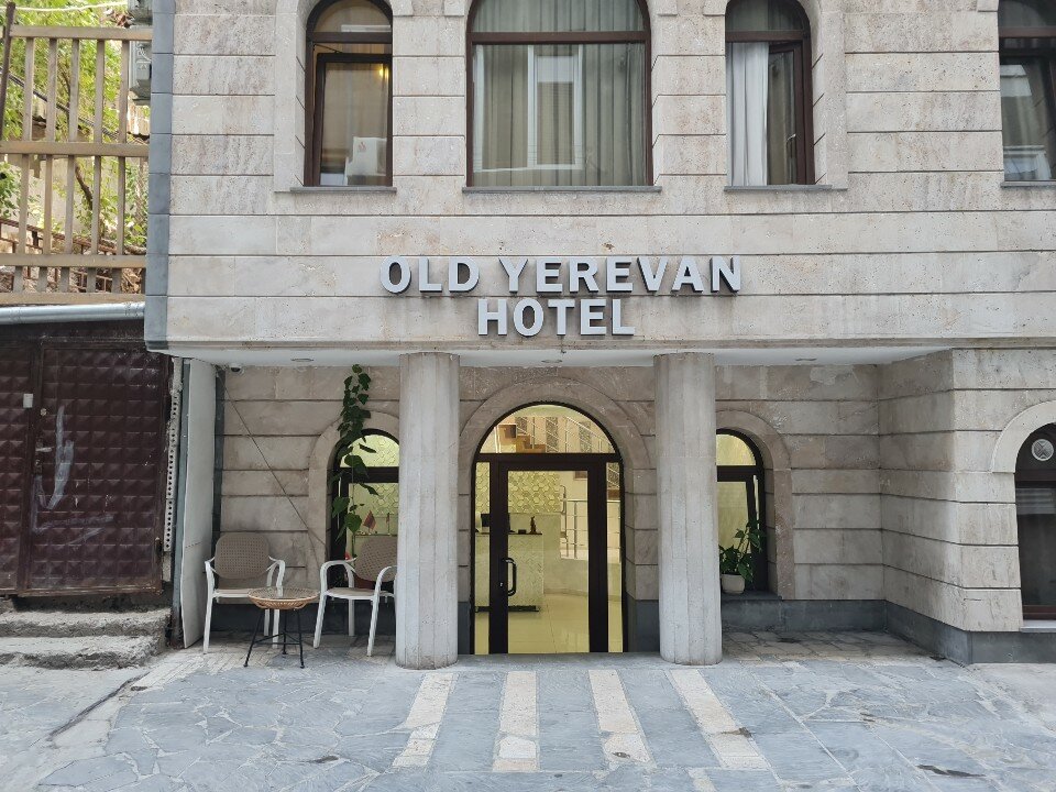 Фото отеля 1