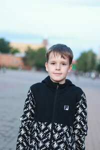Carousel (Kostanay, Ortalyq saıabaq), amusement ride