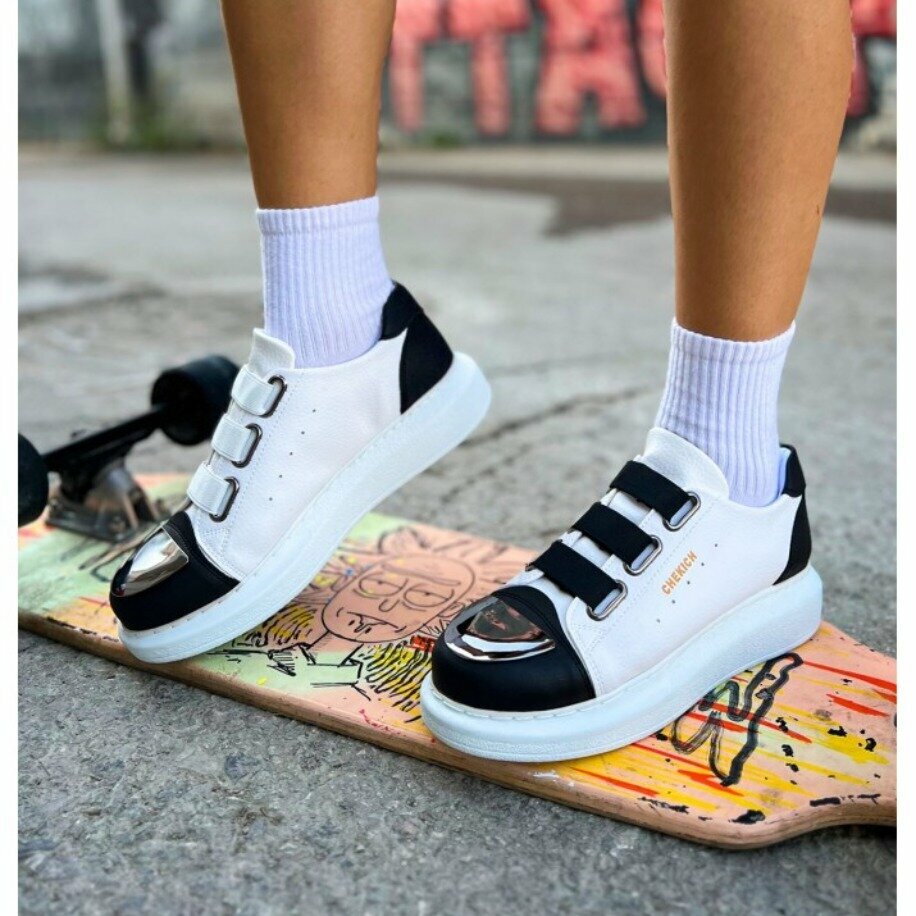 Clothing store North Step, Merzifon, photo