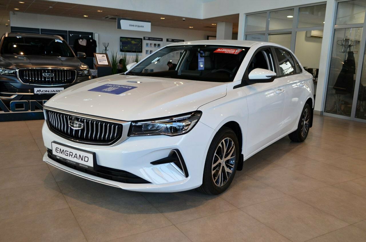 photo ААА Моторс, Geely