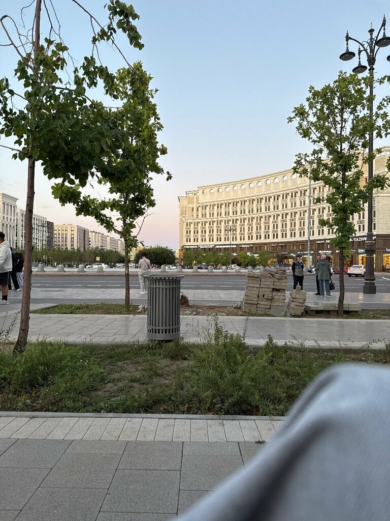Landmark, attraction Entry arch to the Botanical Garden, Astana, photo