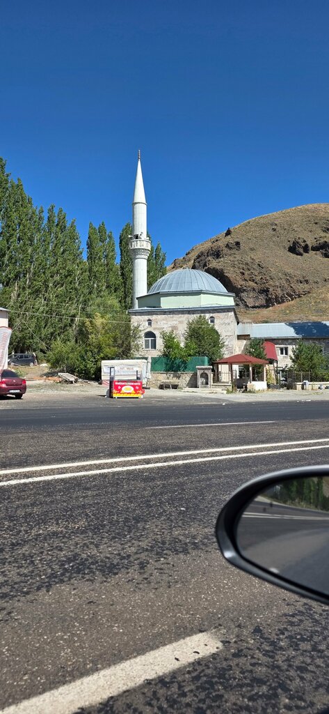 Mosque Tasbasi Neighborhood Mosque, Tortum, photo