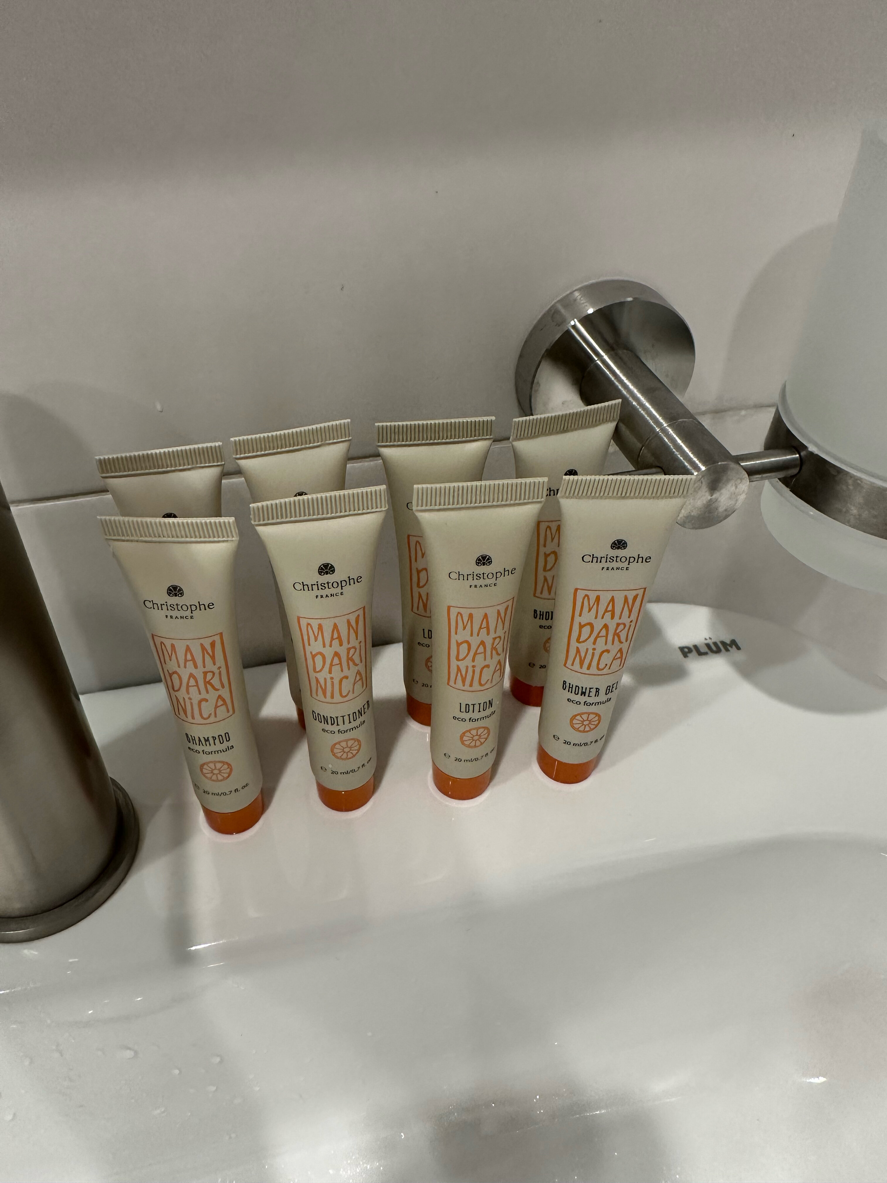 Фото Miracle Garden Hotel