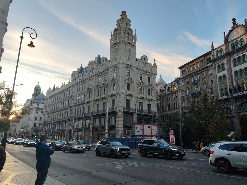 Landmark, attraction Klotild Palaces, Budapest, photo