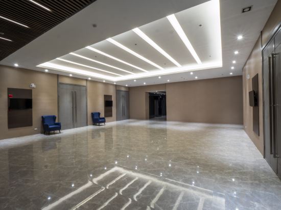 Фото Sequoia Hotel Manila Bay