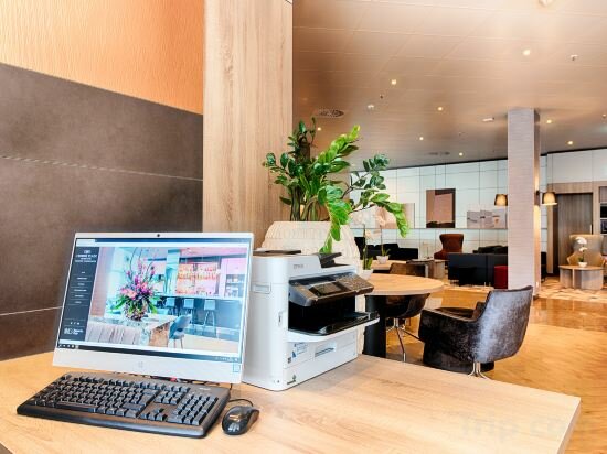 Фото Crowne Plaza Frankfurt Congress Hotel, an Ihg Hotel