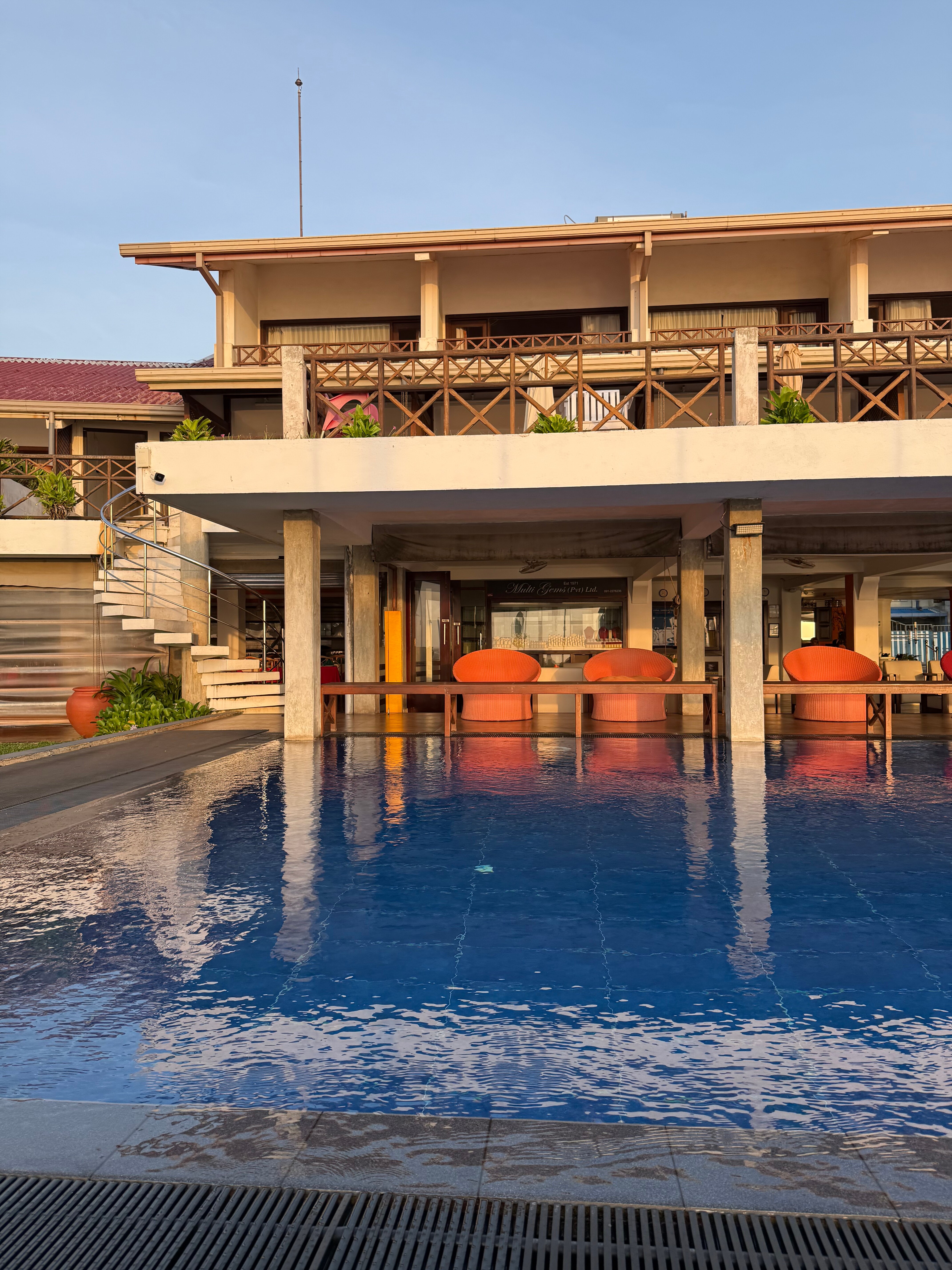 Фото Coral Sands Hotel