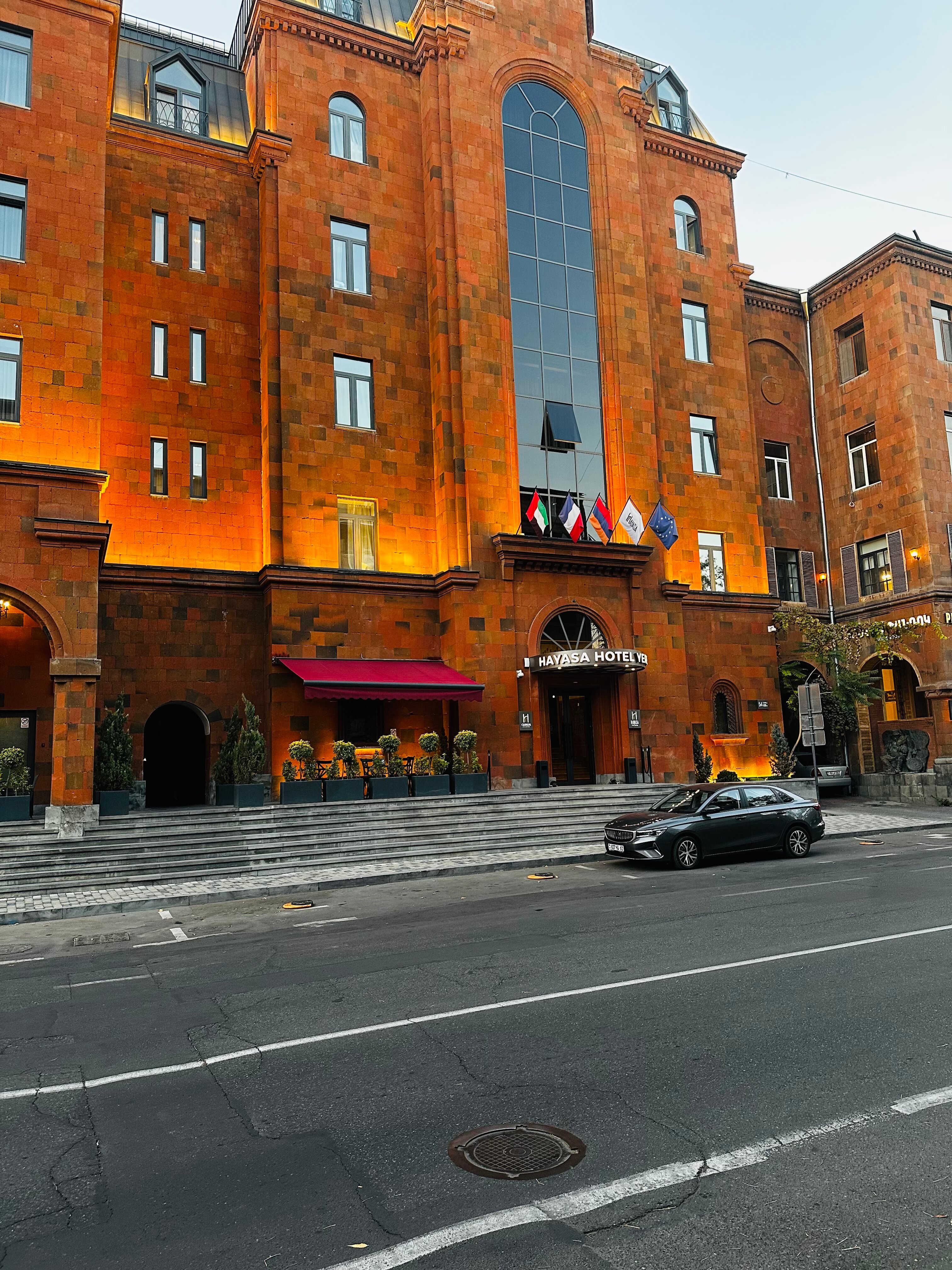 Фото Hayasa Hotel Yerevan