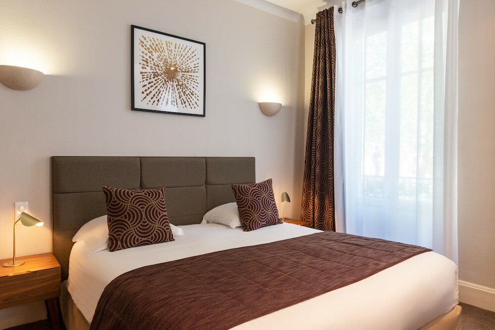 Фото Hotel Les Nations The Originals Boutique Vichy