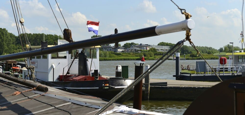 Фото Van der Valk Hotel Ara Zwijndrecht