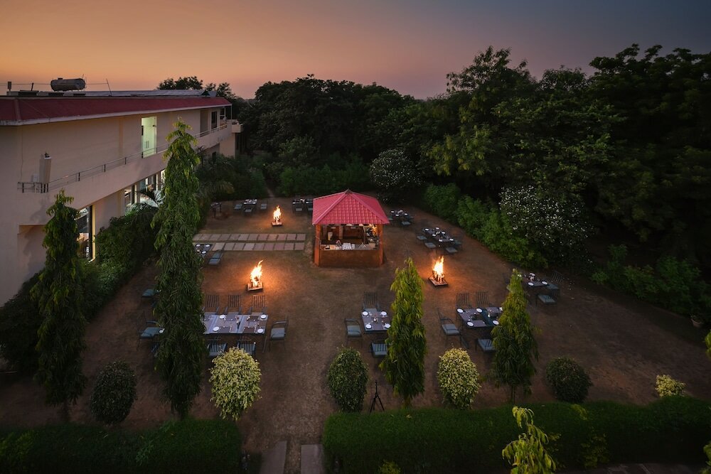 Фото Spree Jungle Vilas Resort