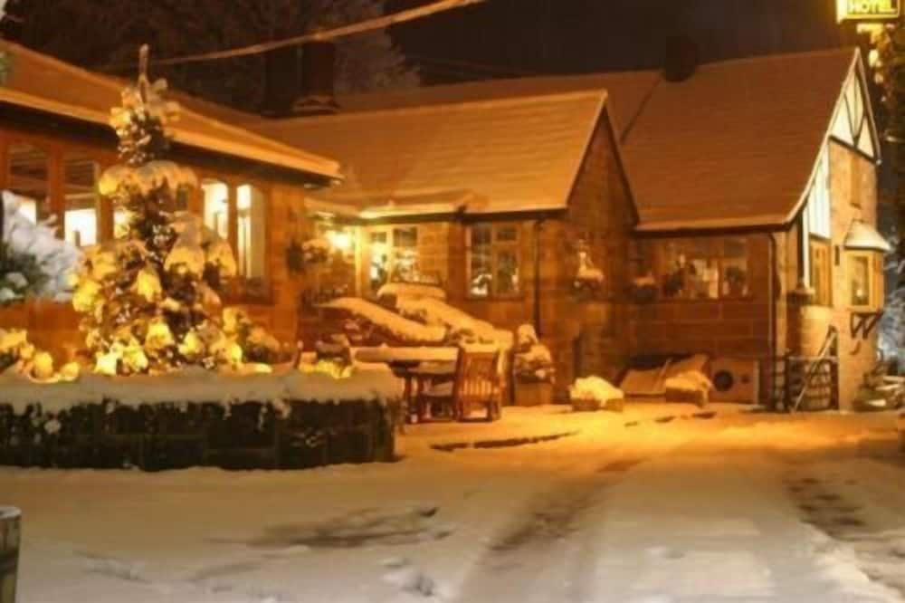 Фото The Pheasant Inn