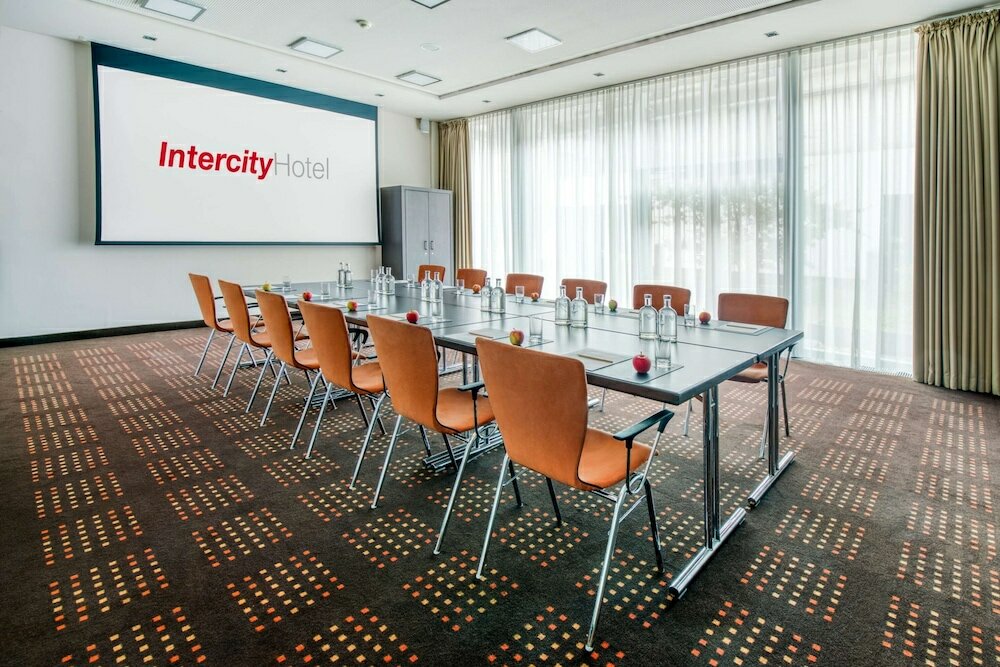 Фото IntercityHotel Hannover