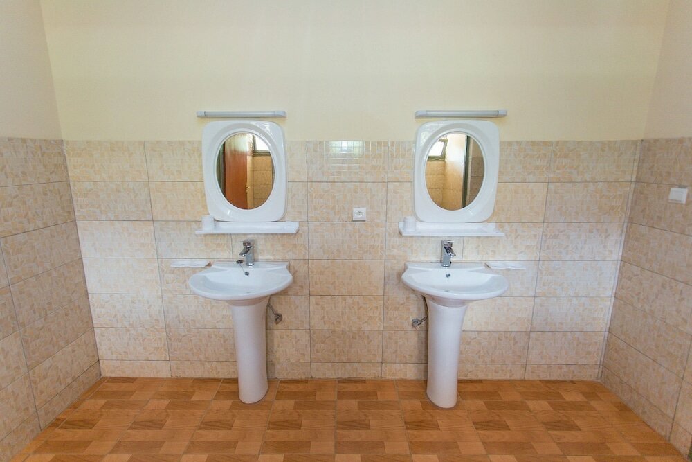 Фото Cenetra Hotel