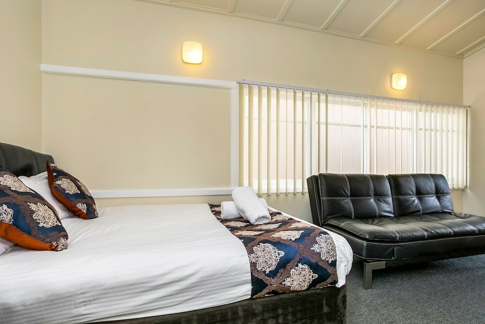 Фото The North Shore Hotel