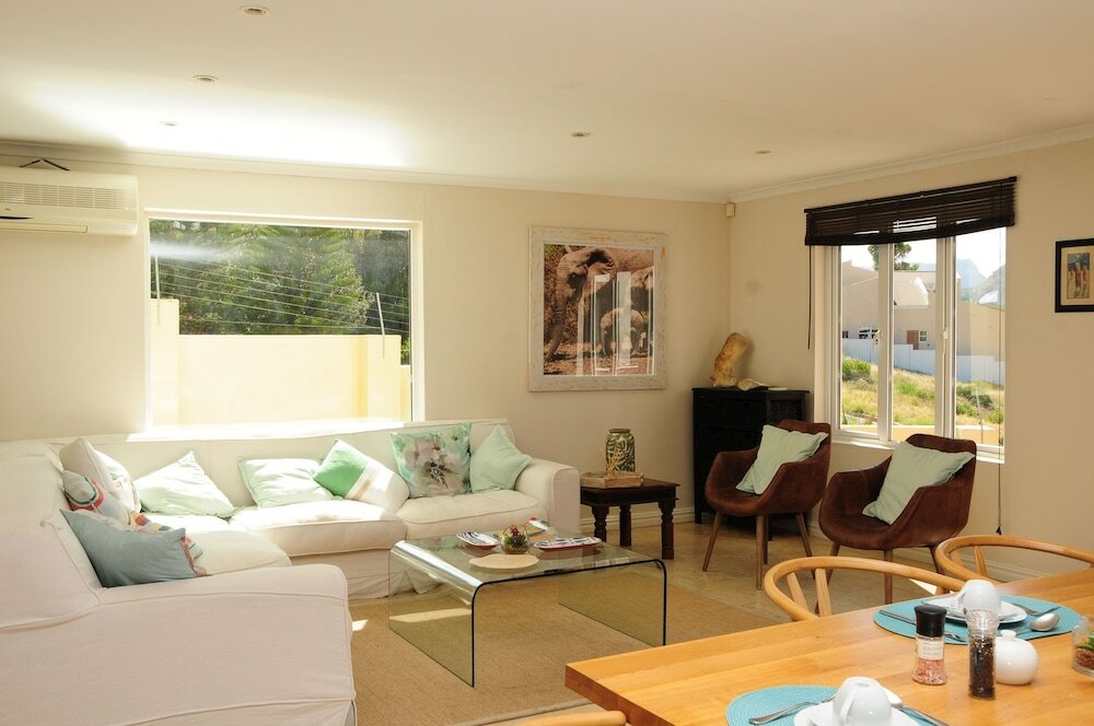 Фото Hout Bay Breeze