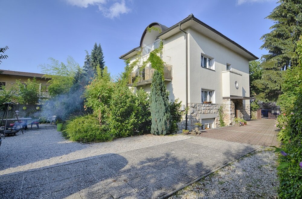 Фото Family Guesthouse GreenSLO