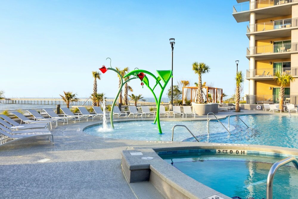 Фото Holiday Inn Club Vacations Myrtle Beach Oceanfront, an Ihg Hotel