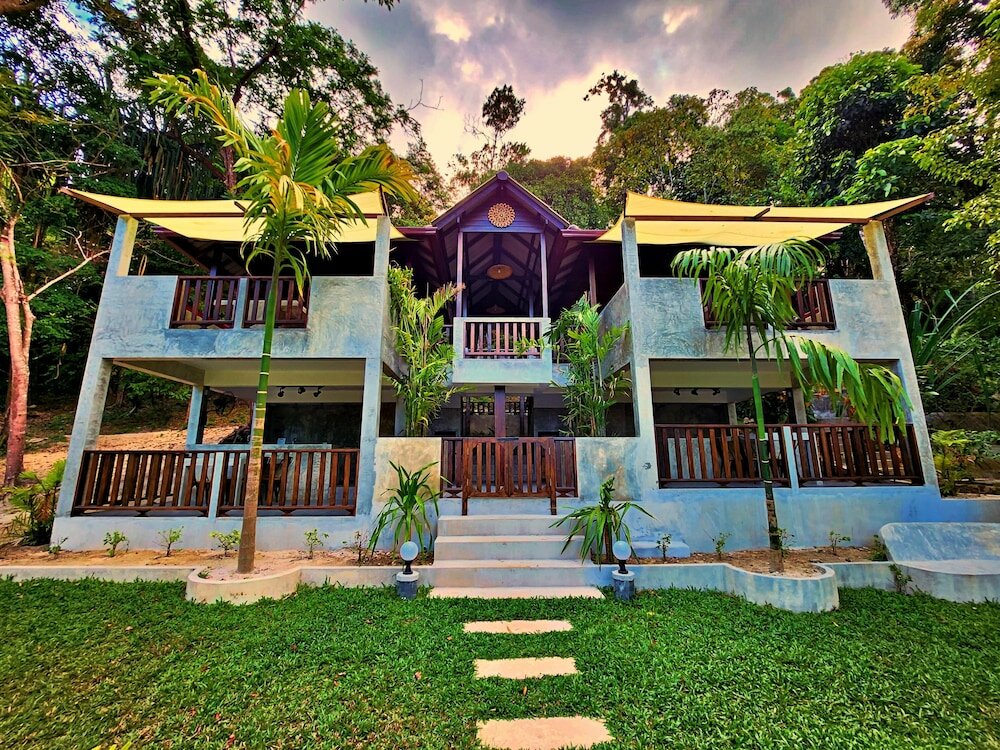 Фото Flower Power Village