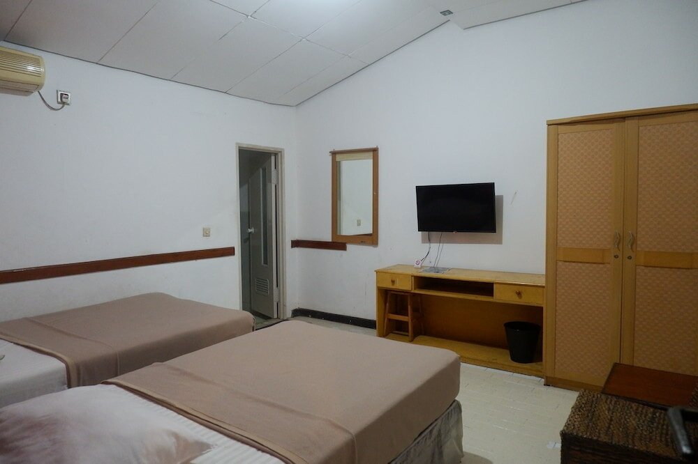 Фото Hotel Bali Indah