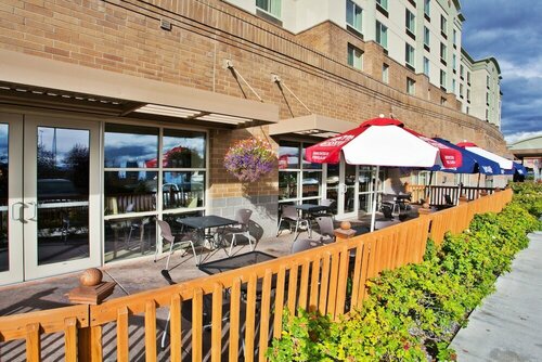 Внешний вид отеля Crowne Plaza Anchorage Midtown, an Ihg Hotel в Анкоридже, фото 2