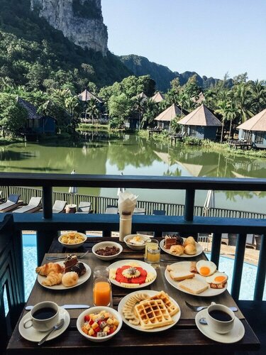 Внешний вид отеля Peace Laguna Resort & SPA в Ао Нанге, фото 4