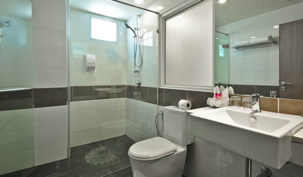 Фото Ashlee Plaza Patong Hotel & Spa