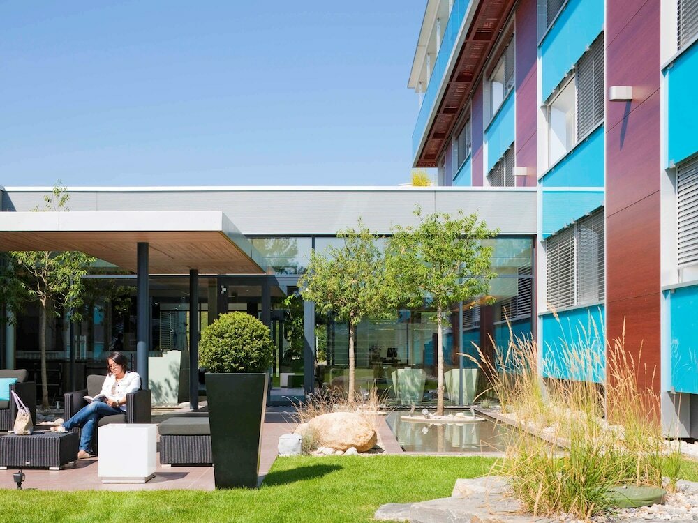 Фото Novotel Lausanne Bussigny