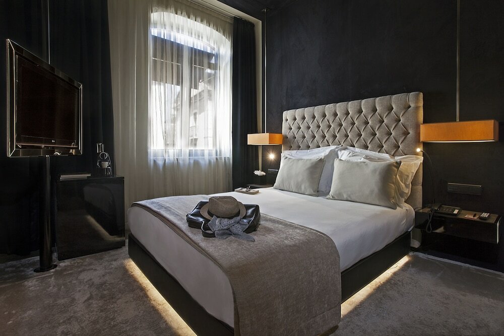 Фото 9Hotel Mercy