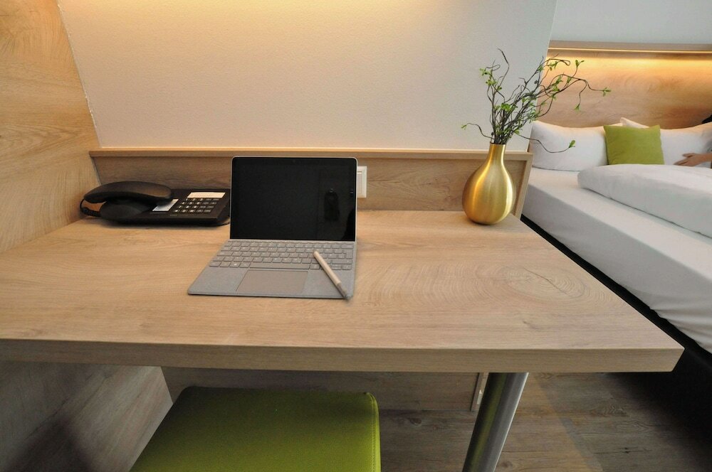 Фото Hotel Perlach Allee by Blattl