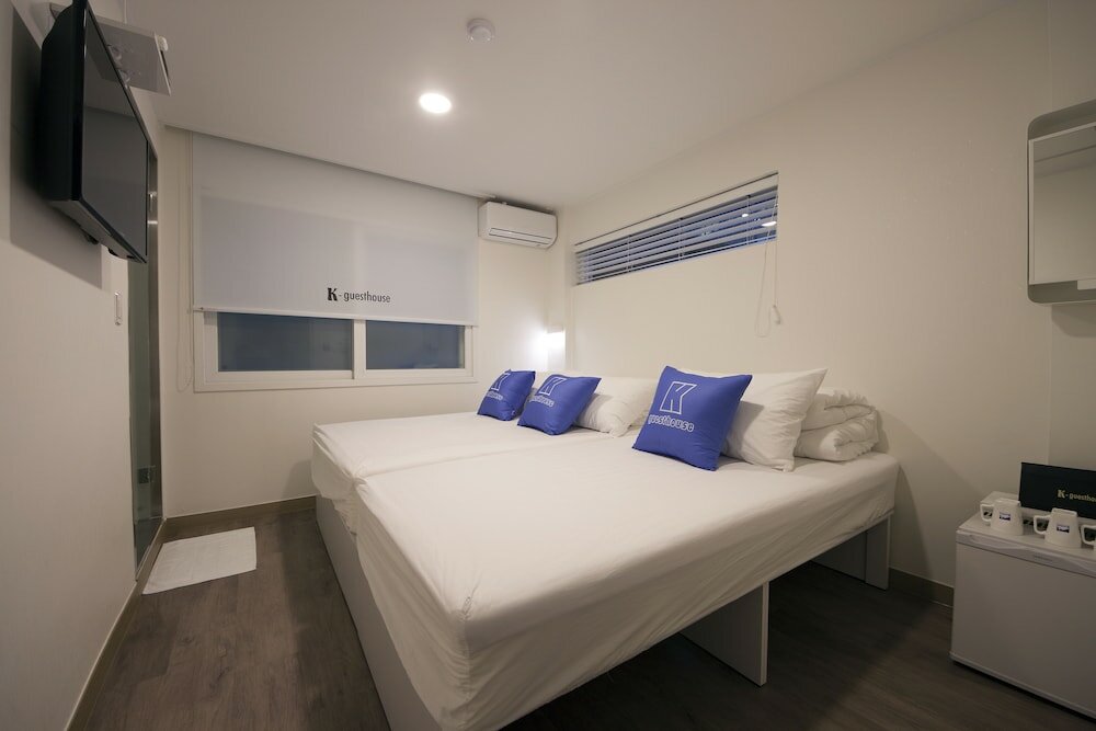 Фото K-Guesthouse Myeongdong 1