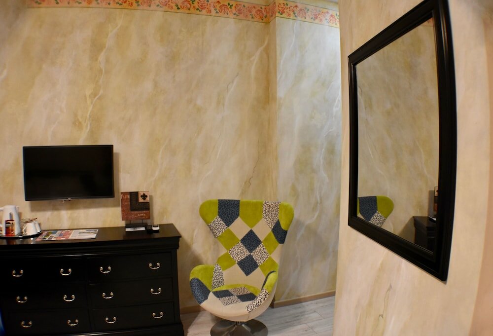 Фото Pietra Rossa Luxury Rooms