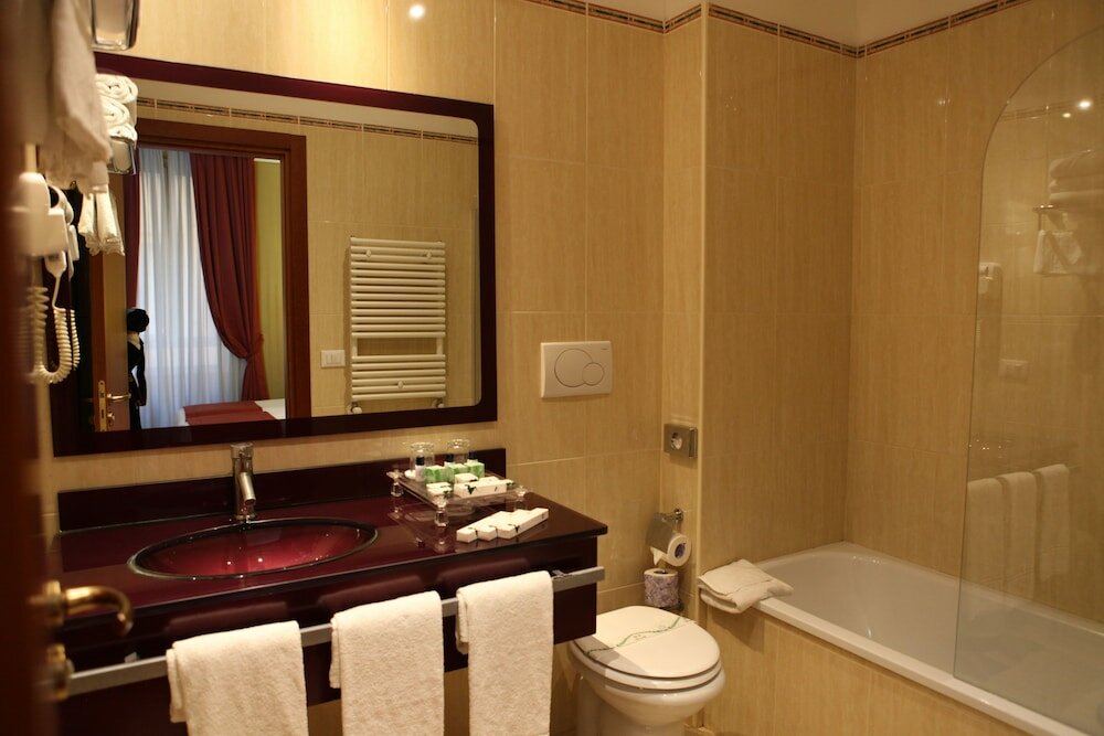 Фото Augusta Lucilla Palace