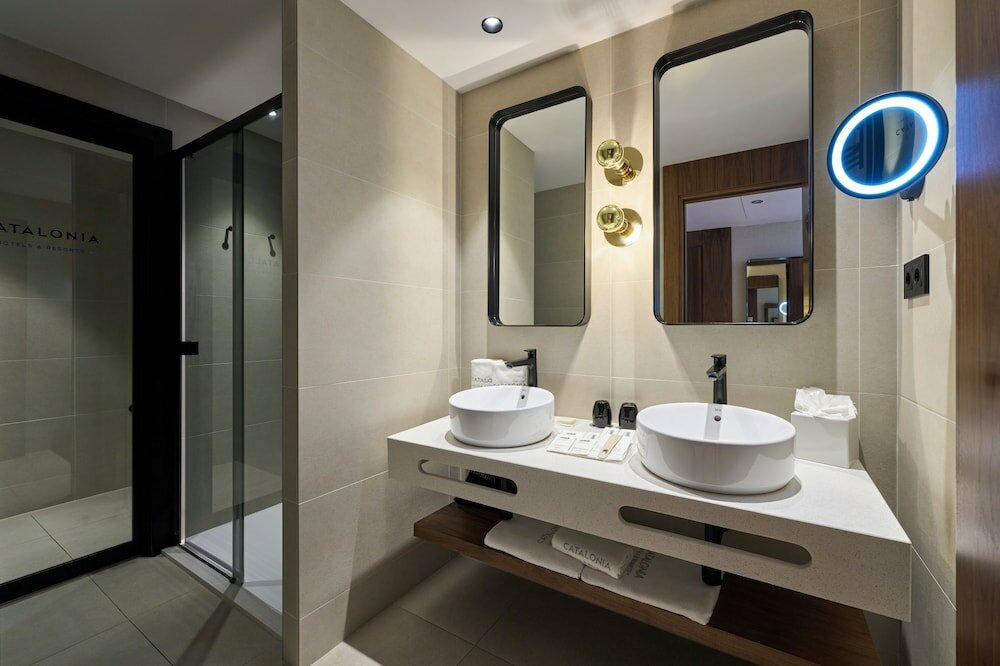 Фото Отель Catalonia Ramblas