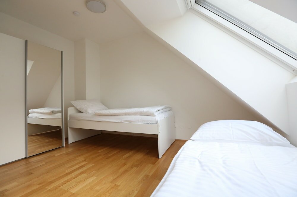 Фото 4 Beds and More Vienna Apartments