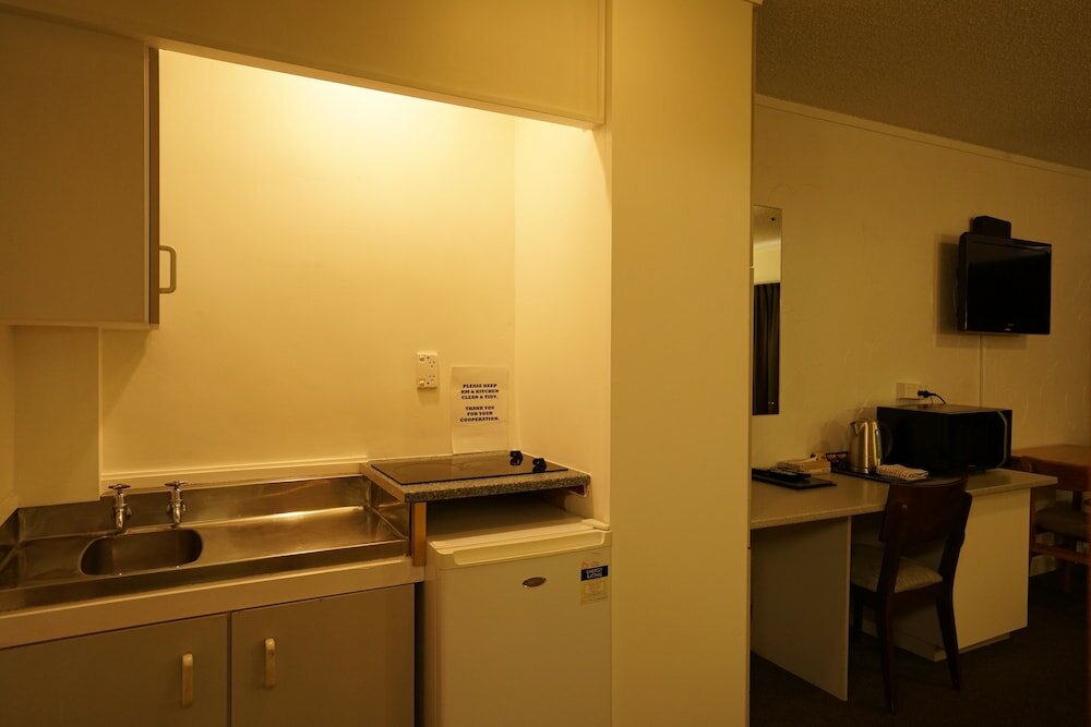 Фото Alpers Lodge & Conference Centre