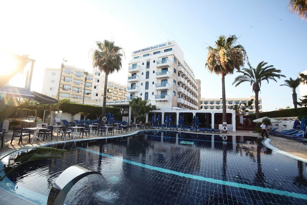 Фото Anonymous Beach Hotel