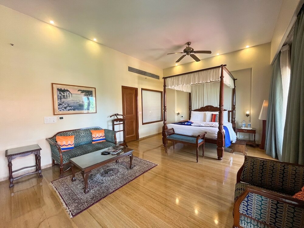 Фото Acron Candolim Regina