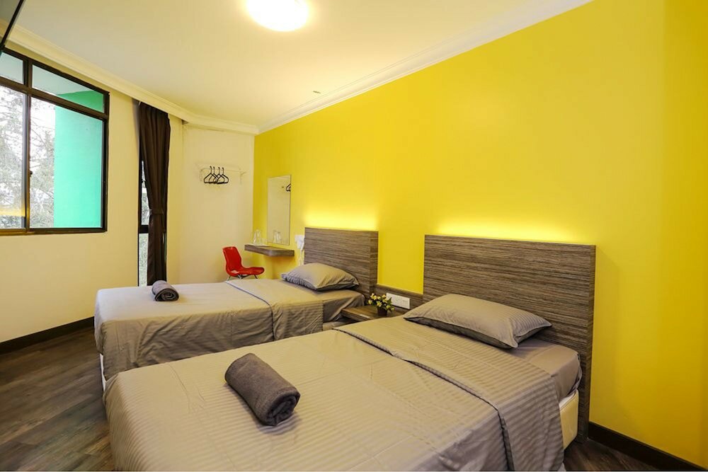 Фото Parkland Hotel