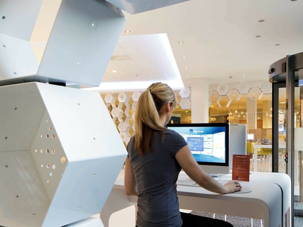 Фото Novotel Manchester Centre