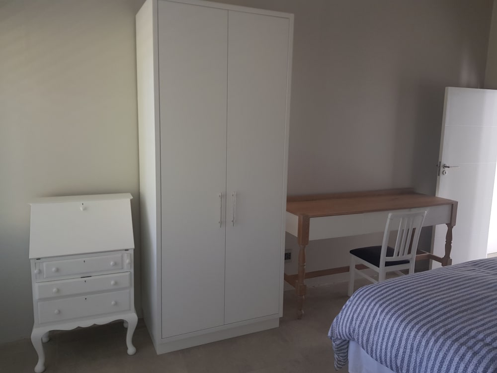 Фото Umhlanga Lodge - Adults Only