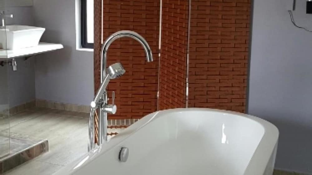 Фото The Green Olive Guesthouse