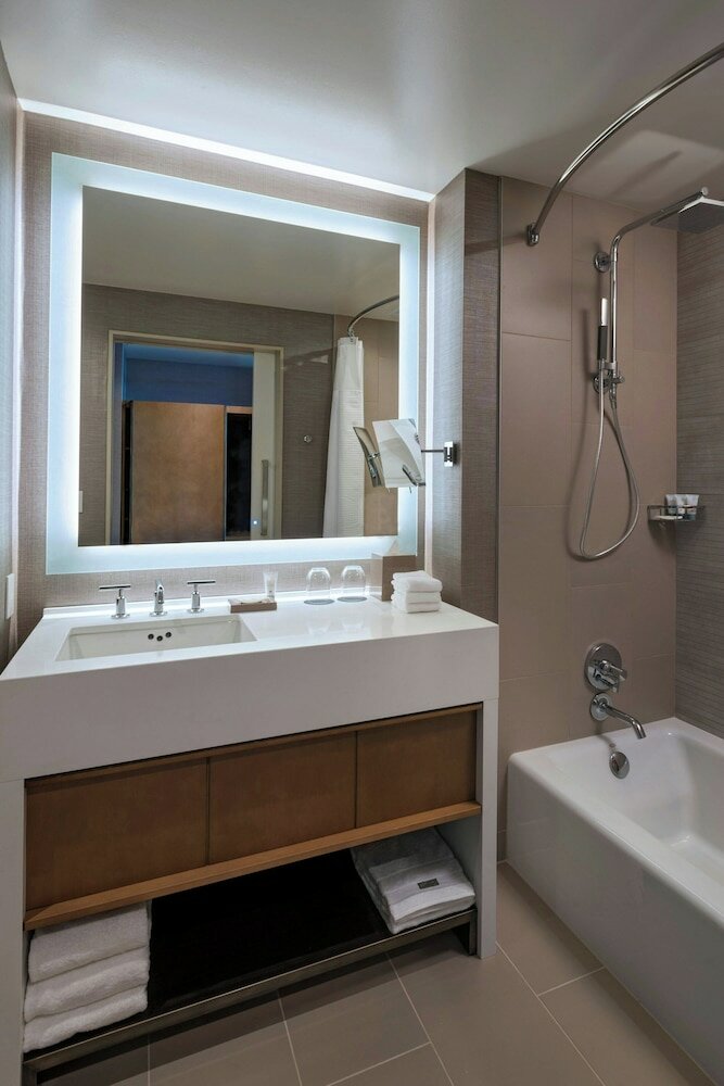 Фото The Westin Irving Convention Center at Las Colinas