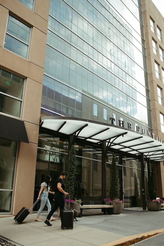 Фото The Fontaine