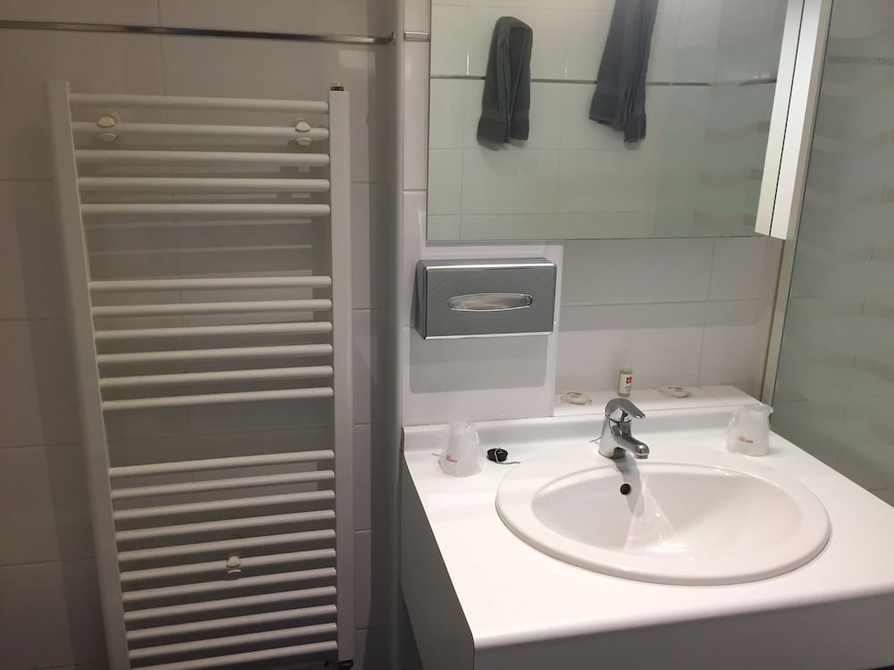 Фото Hotel Du Sud Vieux Port 