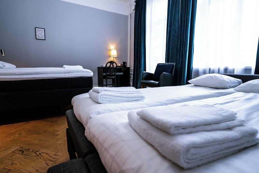 Фото Queen's Hotel by First Hotels