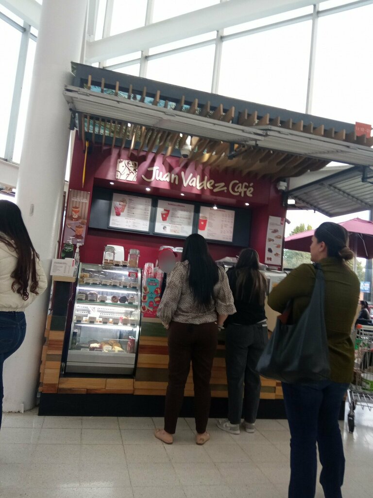 Cafe Juan Valdez, Bogota, photo