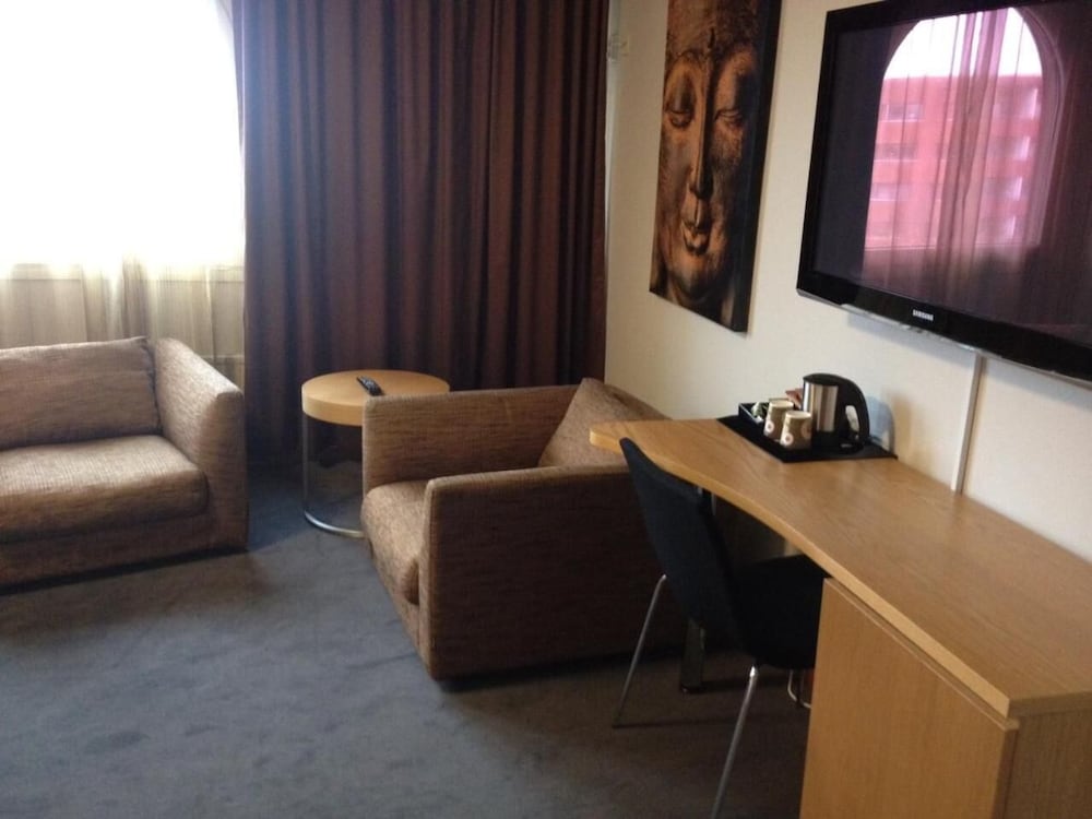 Фото Kumla Hotel